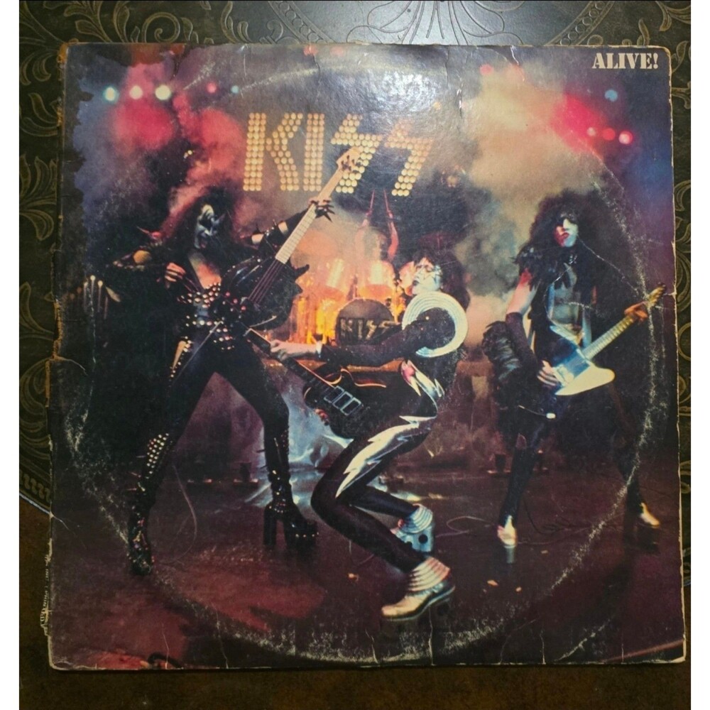 KISS - Alive! (1975) Vintage 2LP - Visually Clean Vinyl Well-Loved Album Jacket